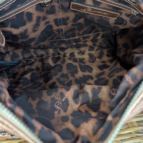 B. Makowsky Metallic Copper Leather Crossbody Bag Tassel Detail Silver Hardware - Picture 12 of 15